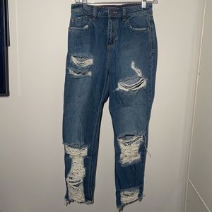 FASHIONNOVA Ripped jeans size 1